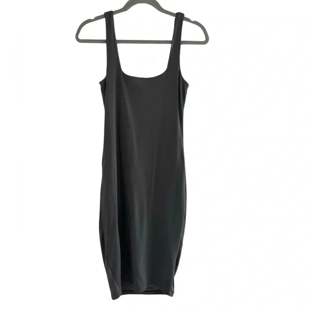 BIRCH AND STONE women's grey size Medium contour collection sleeveless above Kne